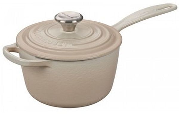 Saucepan 1.75qt. Enameled Cast Iron, Meringue